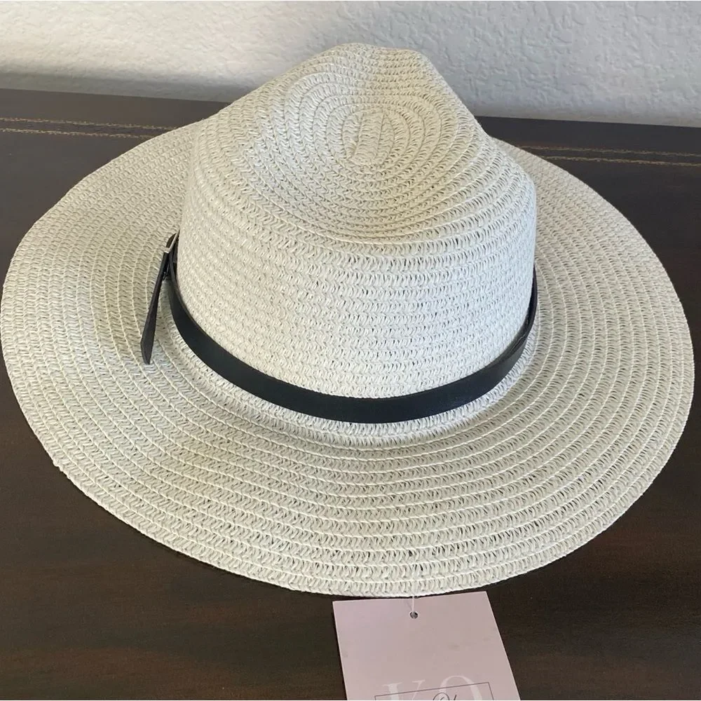 Cream Colored Silver Buckle Black Band Hat NWT